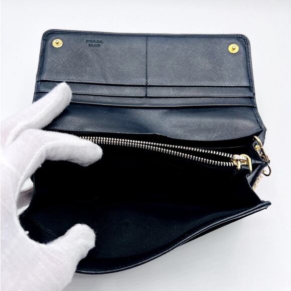 Authentic Prada Black Saffiano Bow Wallet - Picture 7 of 9